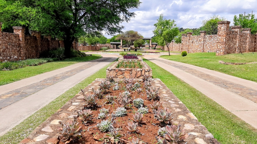 3 Bedroom Property for Sale in Redstone Private Country Estate North West